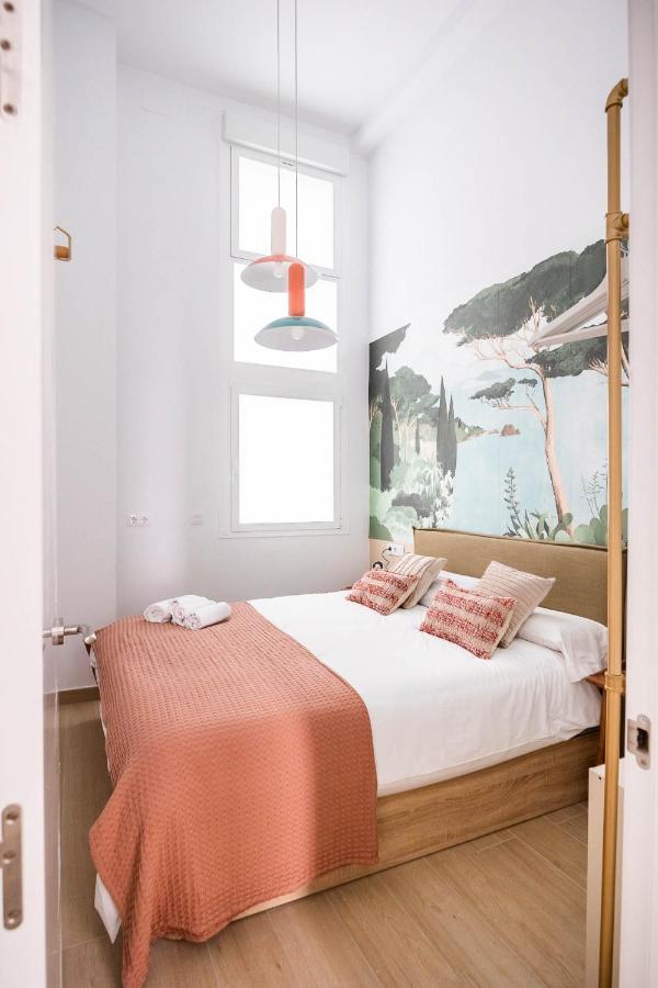 Pop Art Historia De Conde Negro Con Patio Privado Apartment Sevilla Exterior foto