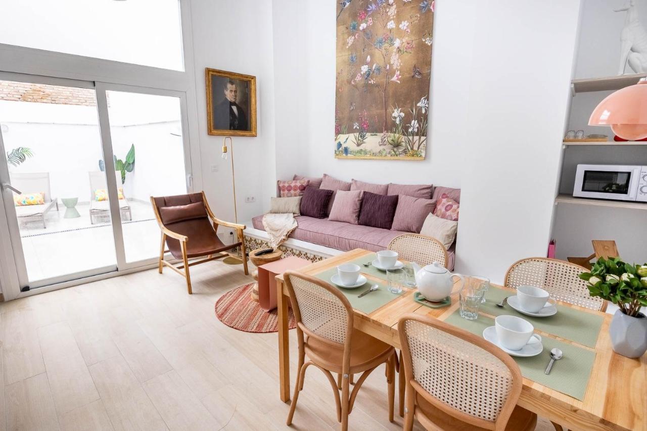 Pop Art Historia De Conde Negro Con Patio Privado Apartment Sevilla Exterior foto